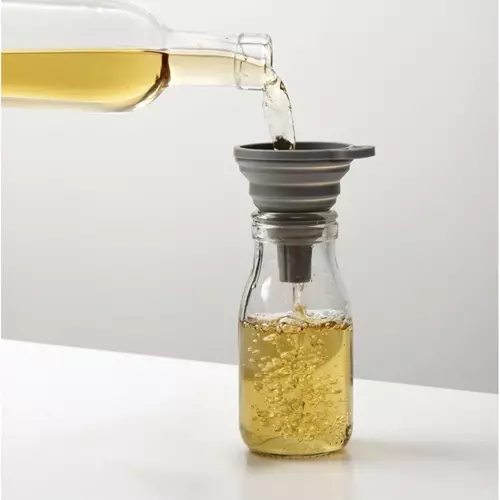 Malý, skladací, pružný silikónový lievik so závesom – odolný voči vysokým teplotám – sivá farba (WNDR20758) - Image 9