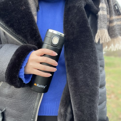 Termohrnček 420 ml, odolný proti pretekaniu – s displejom teploty, ideálny na cestovanie (WNDR24623) - Image 2